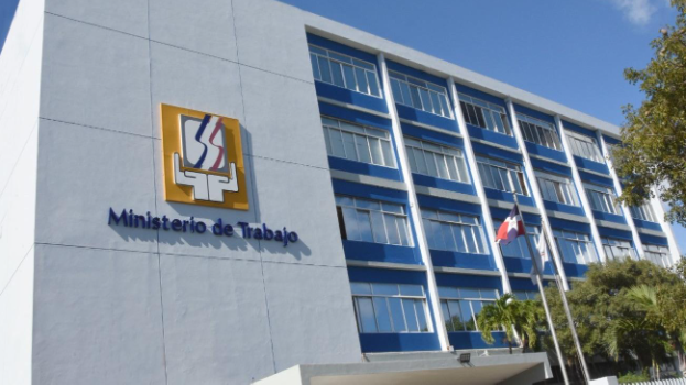 La inspección, de ocho días, paralizó 24 establecimientos y dejó 1,016 actas; en 91 hubo despidos antes de los tres meses de trabajo.