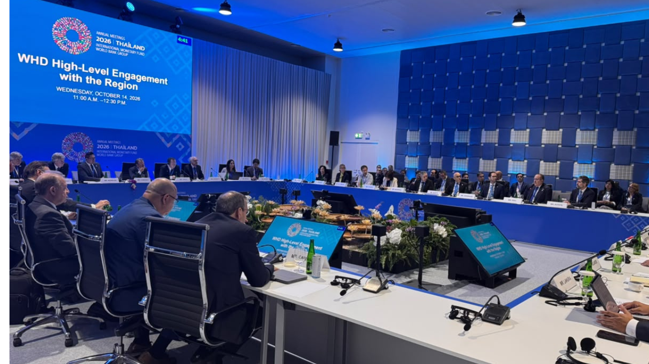 La cifra supera el 2.3 % estimado para América Latina, informó el Ministerio de Hacienda y Economía tras las reuniones anuales en Bangkok.